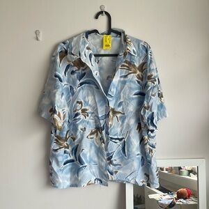 Thrifted floral printed Hawaiian shirt